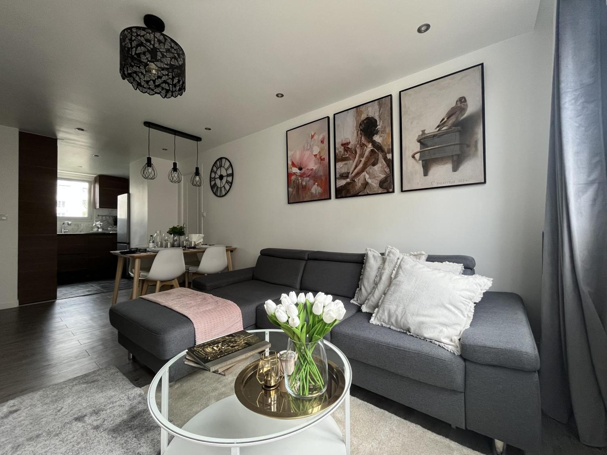 Entire 60M2 Apartment - Close To Paris - Parking - Kitchen - 2Min Rerb - Olympic'24 Bourg-la-Reine Zewnętrze zdjęcie