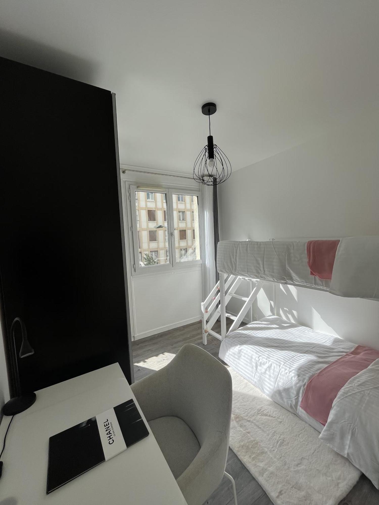 Entire 60M2 Apartment - Close To Paris - Parking - Kitchen - 2Min Rerb - Olympic'24 Bourg-la-Reine Zewnętrze zdjęcie